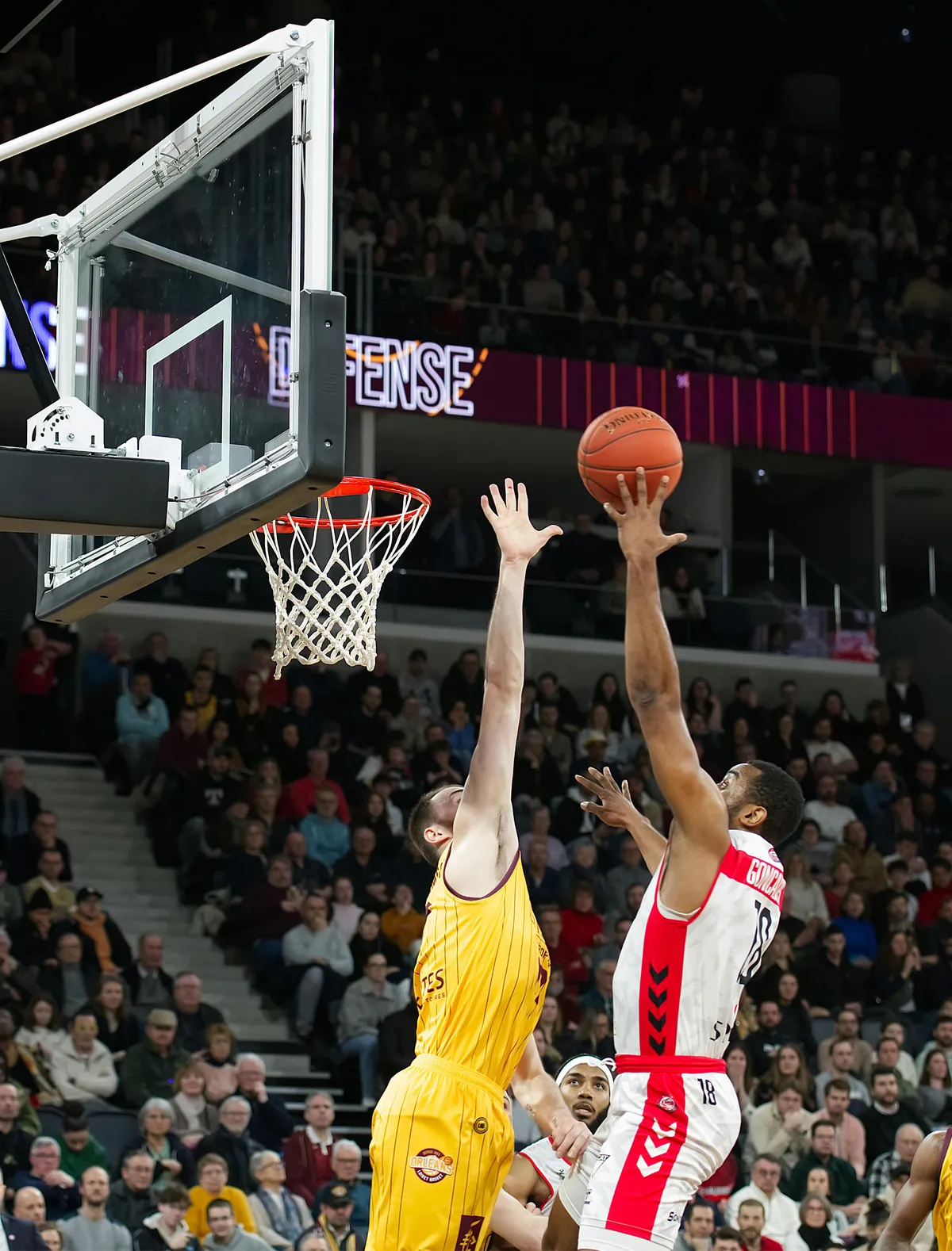 半岛体育 篮球投注 NBA赛事精彩瞬间